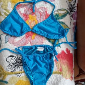Skivvies Skimpy Bikini NWOT